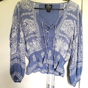 Long sleeve crop top